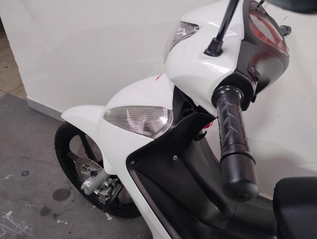 HONDA Biz 125 - Foto