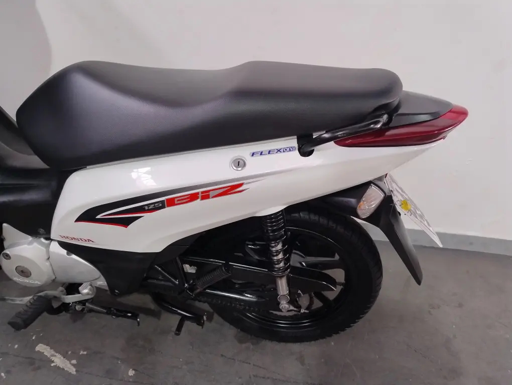 HONDA Biz 125 - Foto