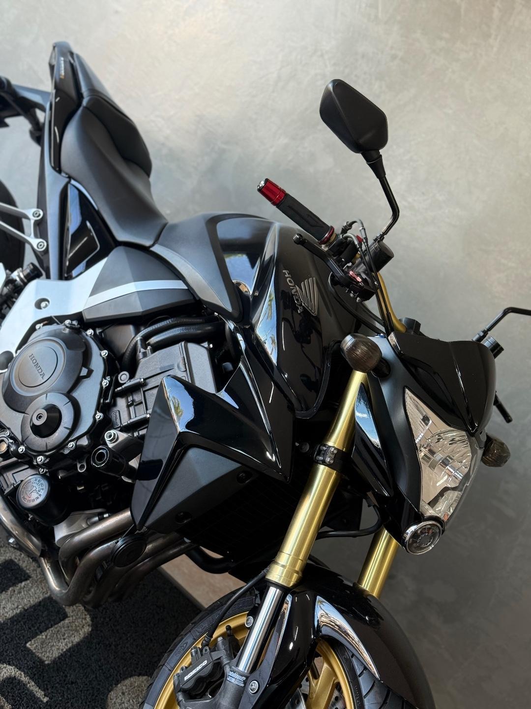 HONDA CB 1000 R - Foto