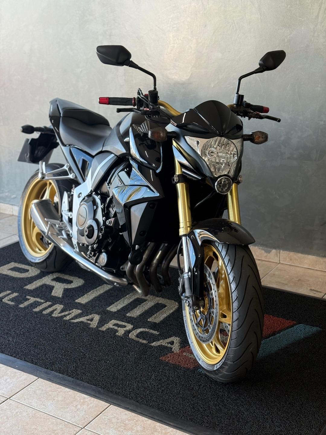 HONDA CB 1000 R - Foto