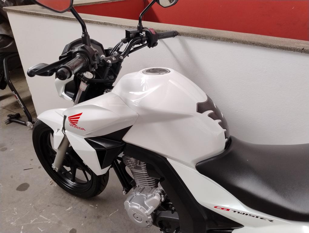 HONDA CB 250 F Twister - Foto
