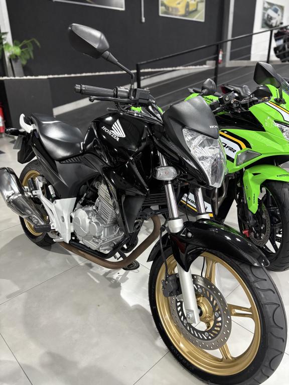 HONDA CB 300 R - Foto
