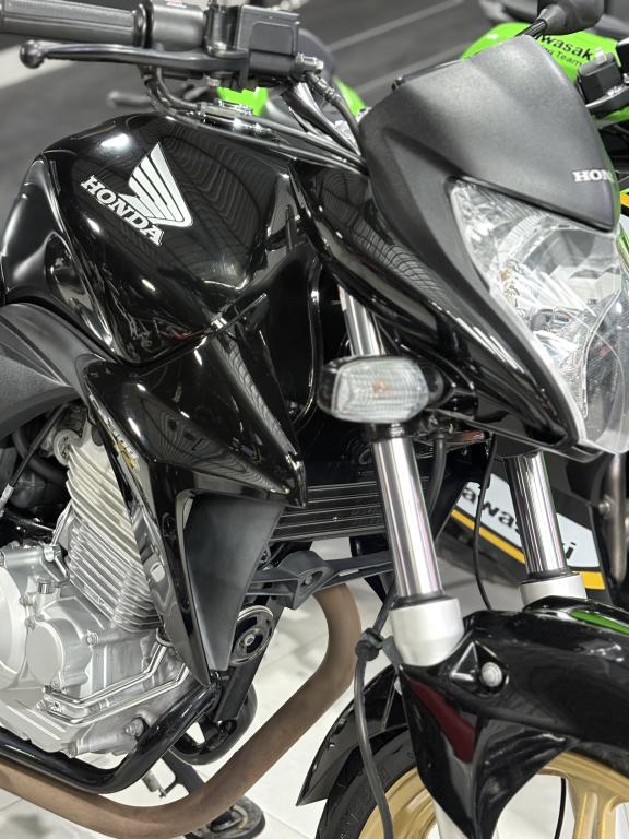 HONDA CB 300 R - Foto