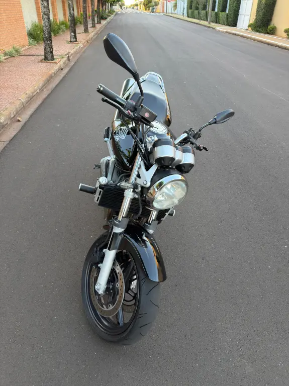 HONDA CB 600 F HORNET - Foto