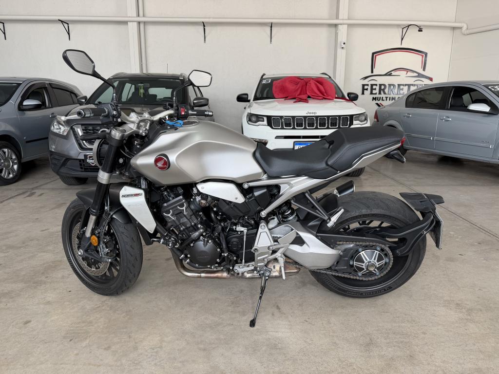 HONDA CBR 1000 - Foto