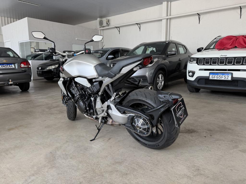 HONDA CBR 1000 - Foto