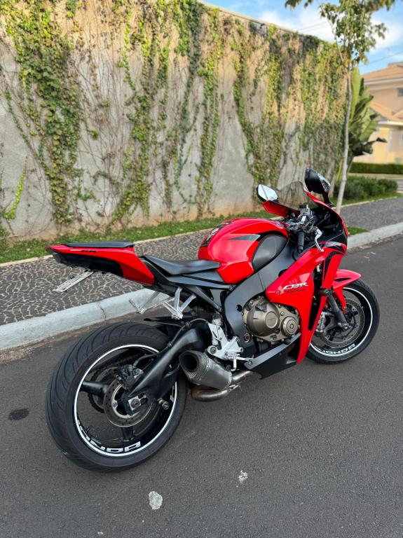 HONDA CBR 1000 RR - Foto