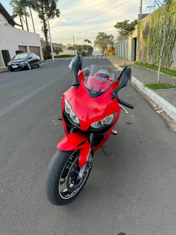 HONDA CBR 1000 RR - Foto