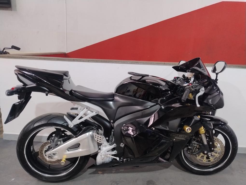 HONDA CBR 600 RR