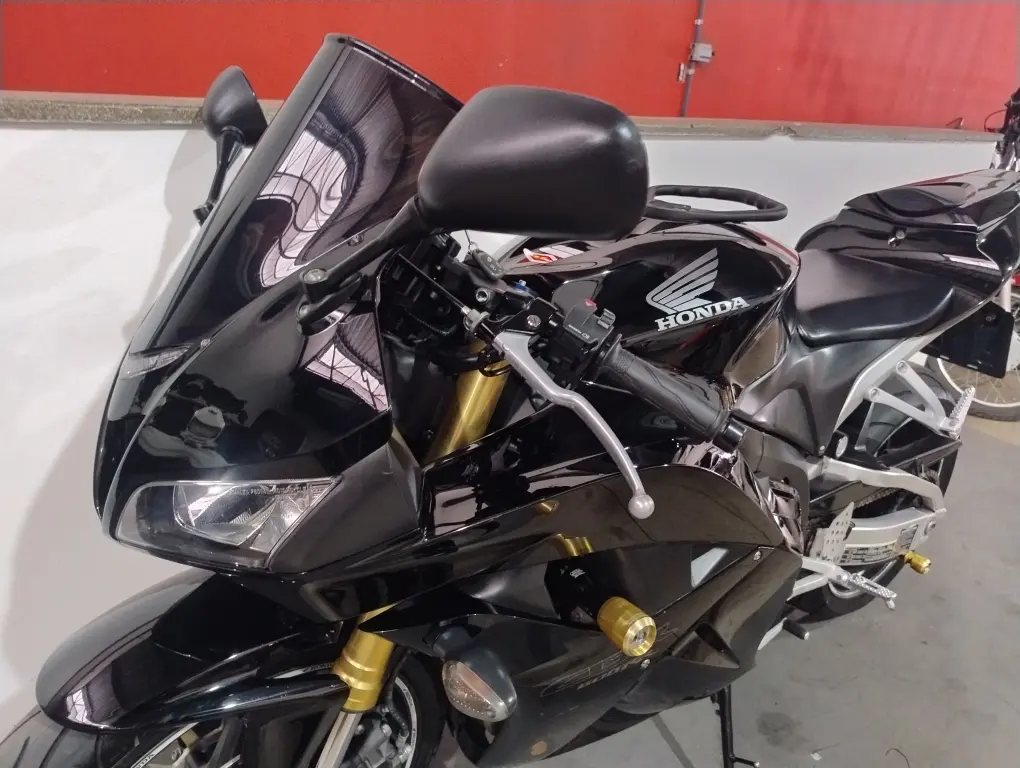 HONDA CBR 600 RR - Foto