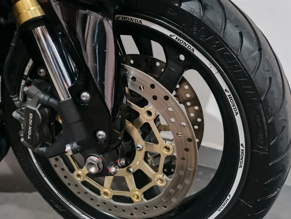 HONDA CBR 600 RR - Foto