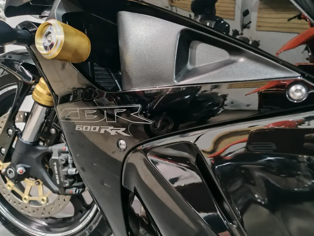 HONDA CBR 600 RR - Foto