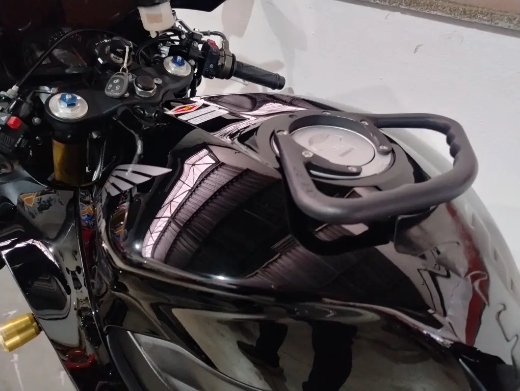 HONDA CBR 600 RR - Foto