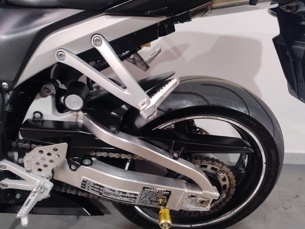 HONDA CBR 600 RR - Foto