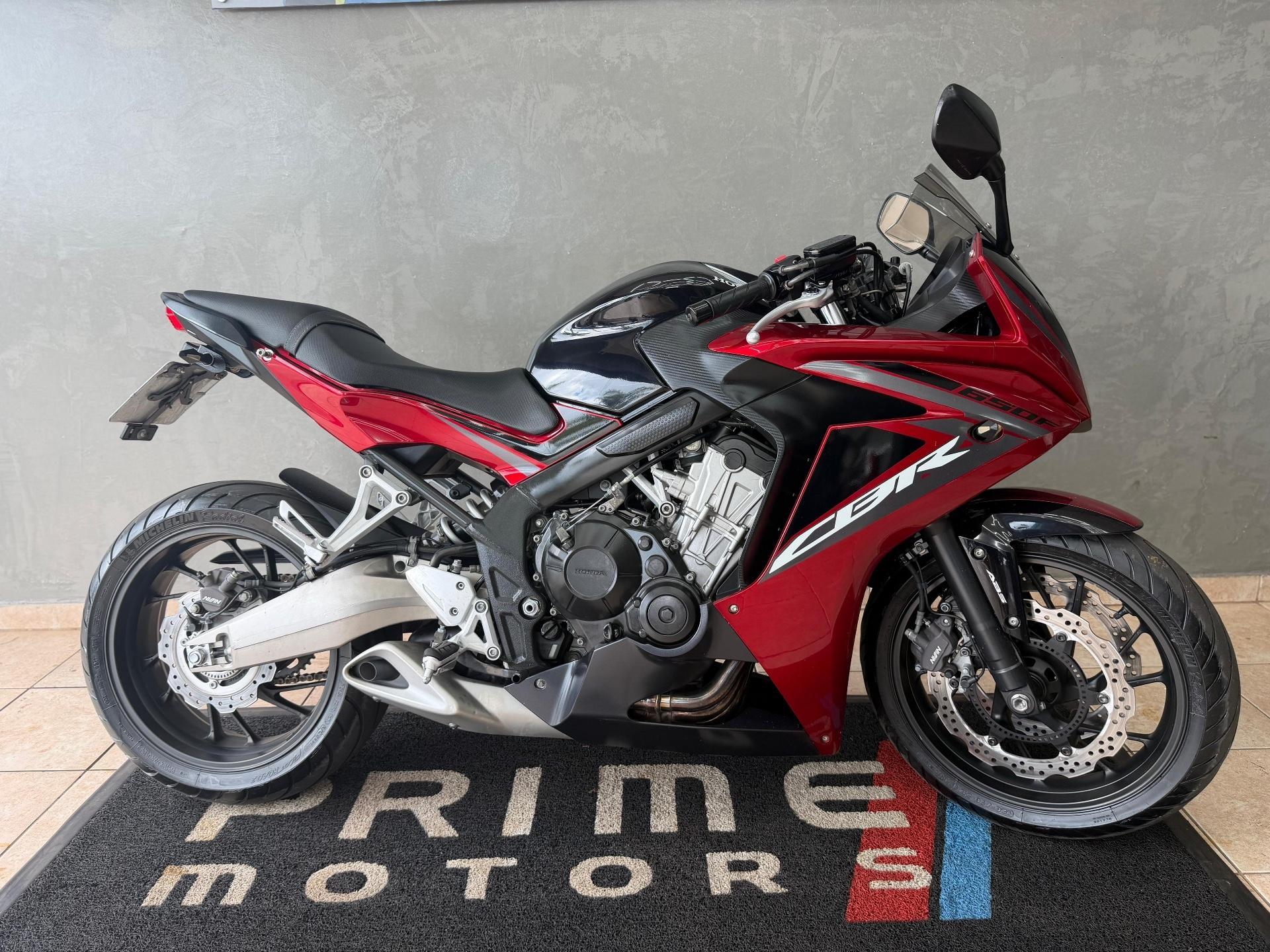 HONDA CBR 650 R - Foto