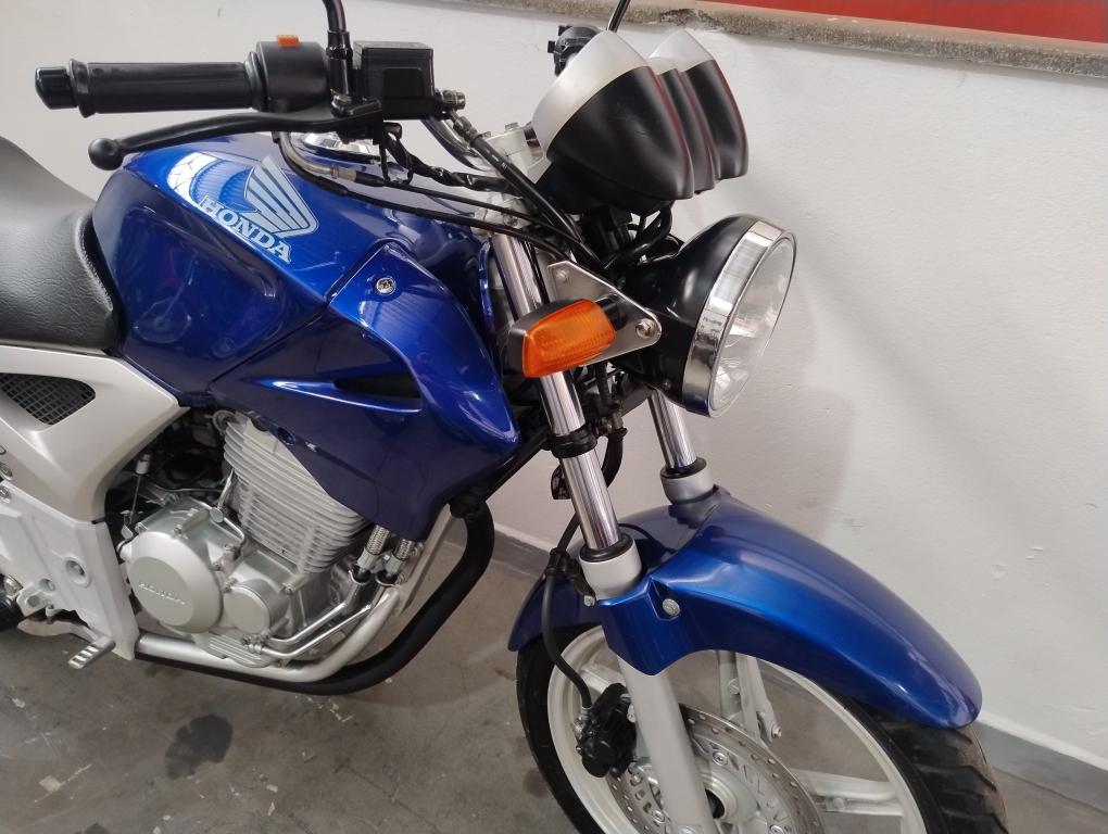 HONDA CBX Twister 250 - Foto