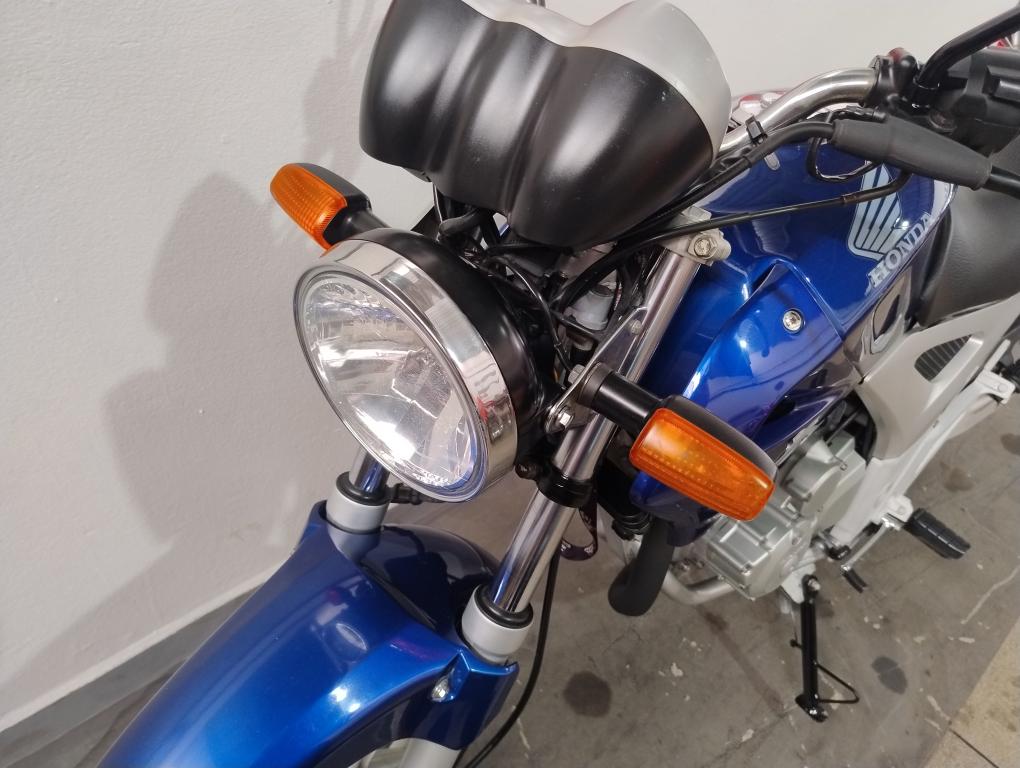 HONDA CBX Twister 250 - Foto