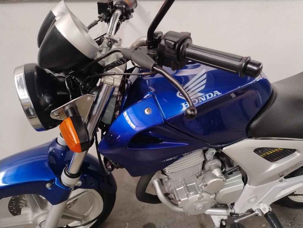 HONDA CBX Twister 250 - Foto