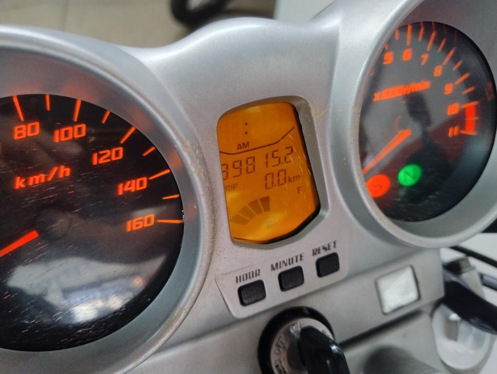 HONDA CBX Twister 250 - Foto
