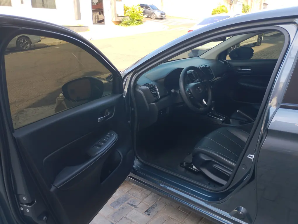 HONDA City Hatch - Foto