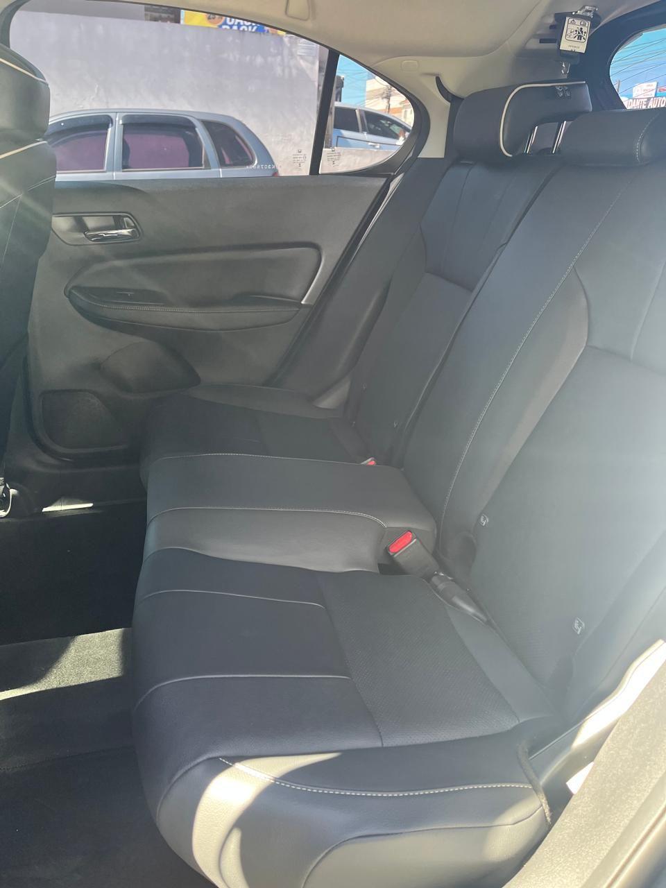 HONDA City Hatch - Foto