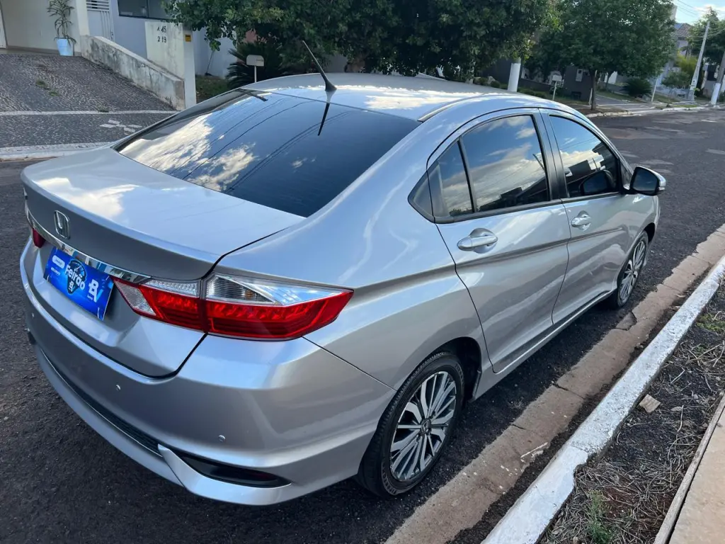 HONDA City Sedan - Foto