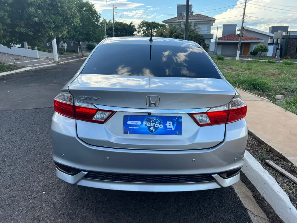 HONDA City Sedan - Foto