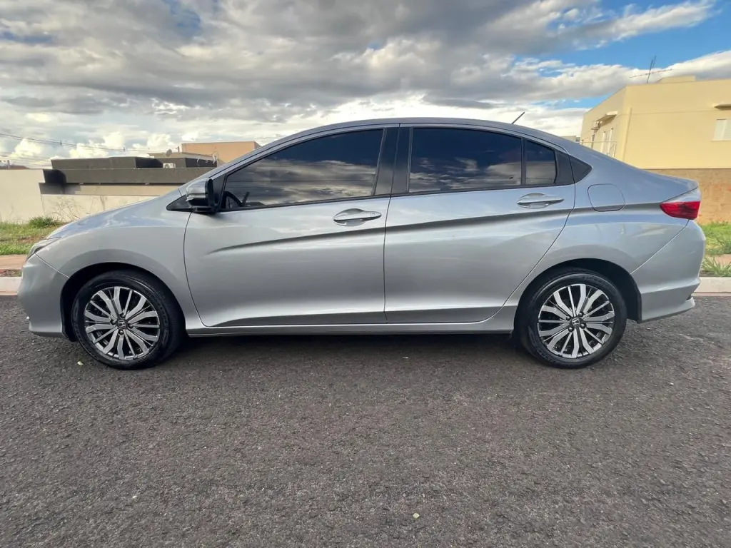HONDA City Sedan - Foto