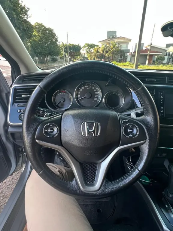 HONDA City Sedan - Foto