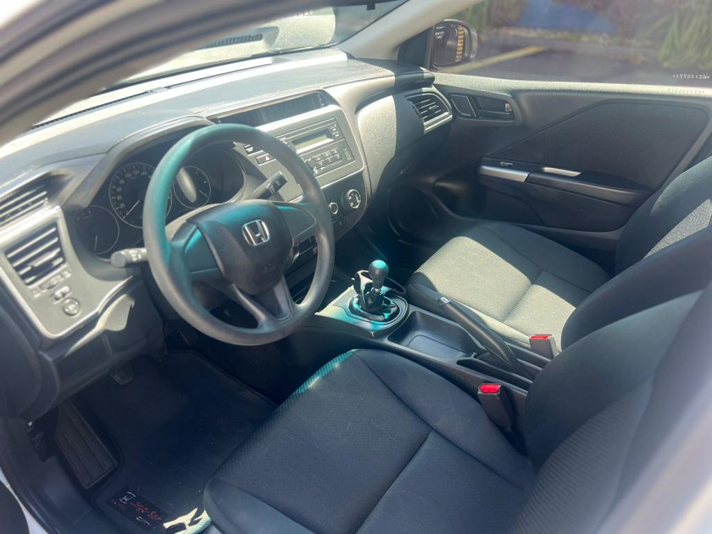 HONDA City Sedan - Foto