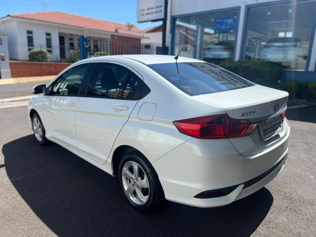 HONDA City Sedan - Foto