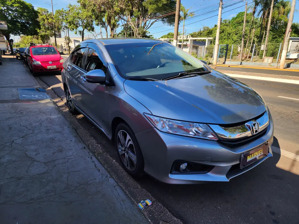 HONDA City Sedan - Foto