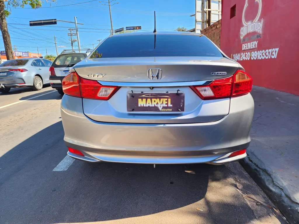 HONDA City Sedan - Foto