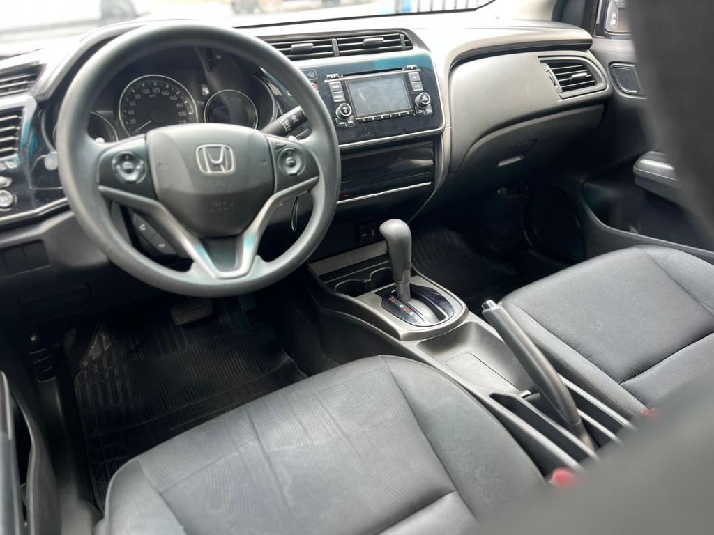 HONDA City Sedan - Foto
