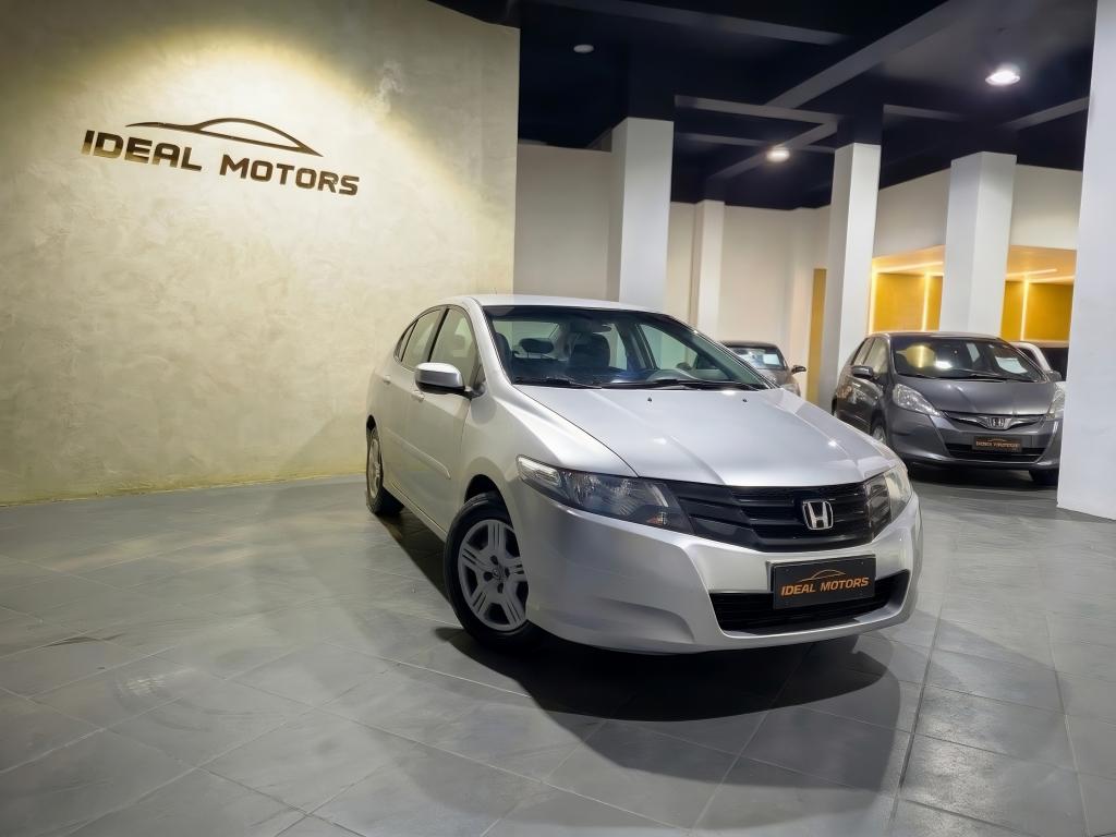 HONDA City Sedan - Foto