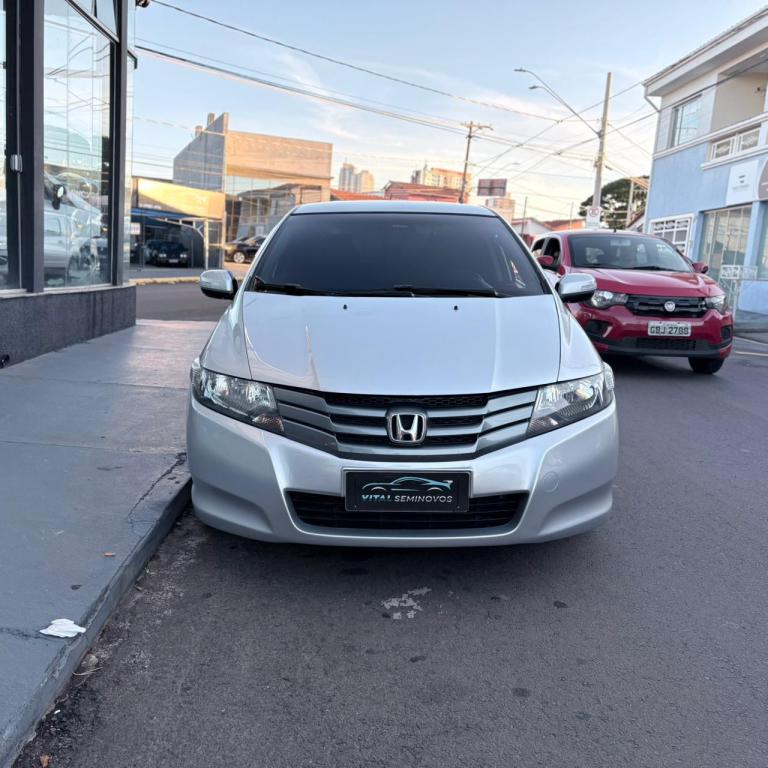 HONDA City Sedan - Foto