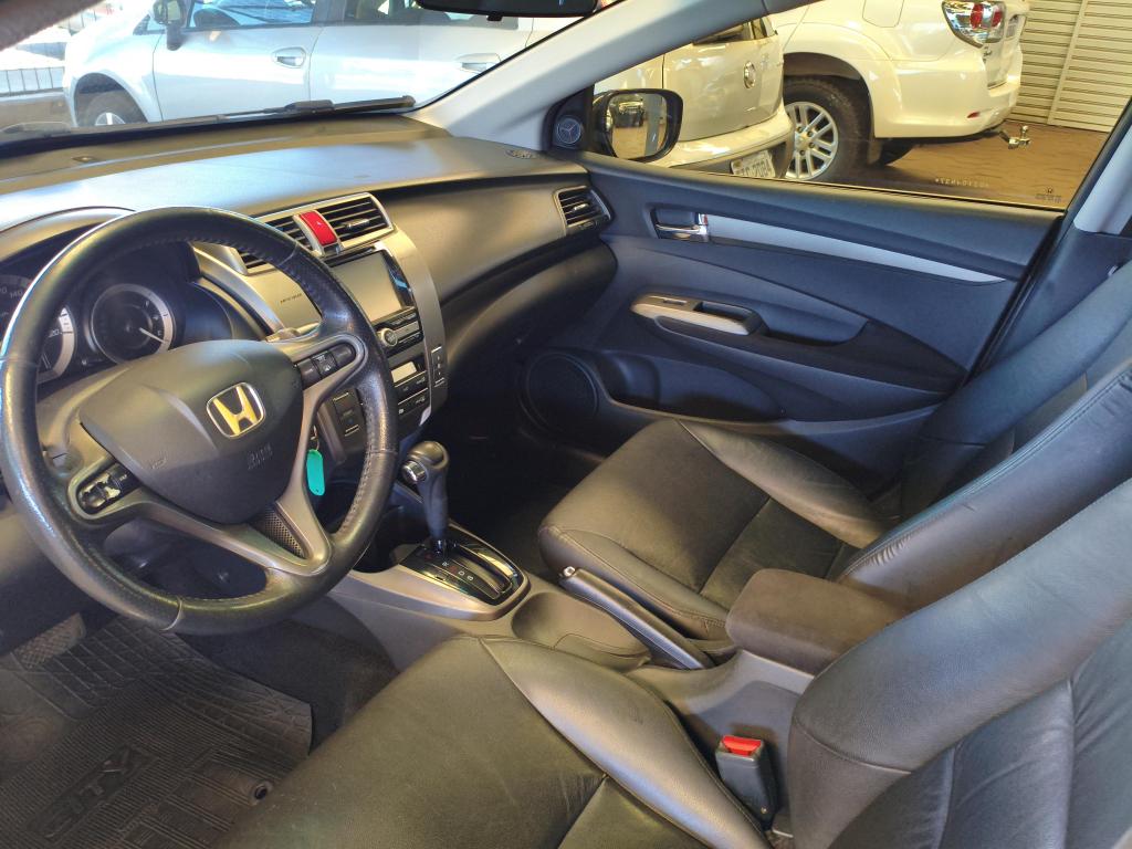 HONDA City Sedan - Foto