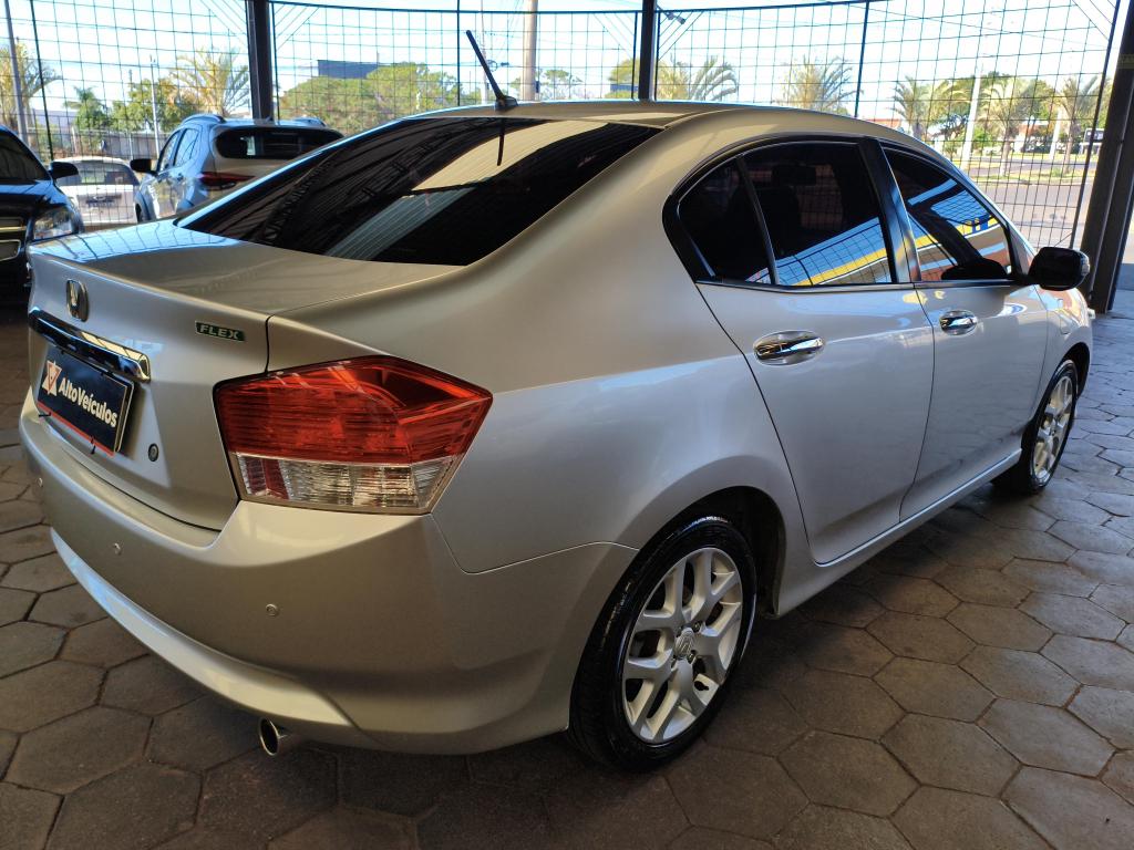 HONDA City Sedan - Foto
