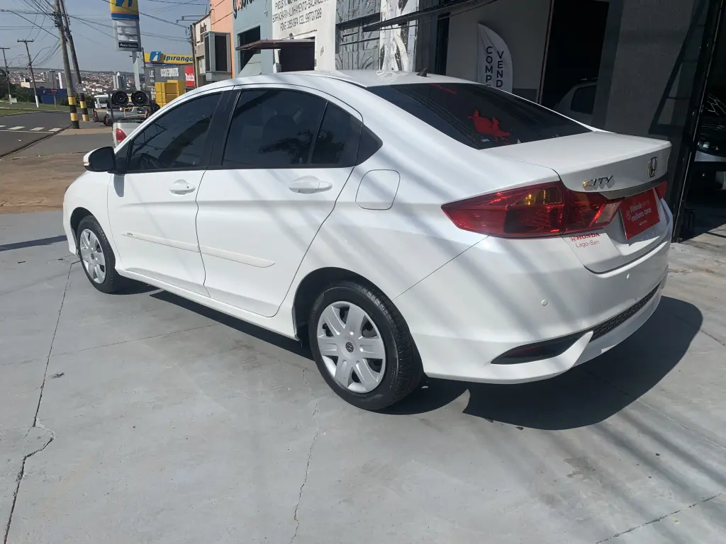 HONDA City Sedan - Foto
