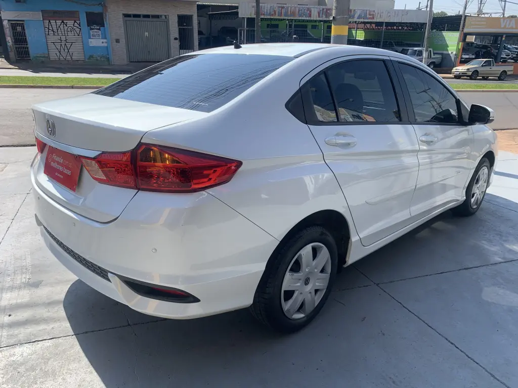 HONDA City Sedan - Foto