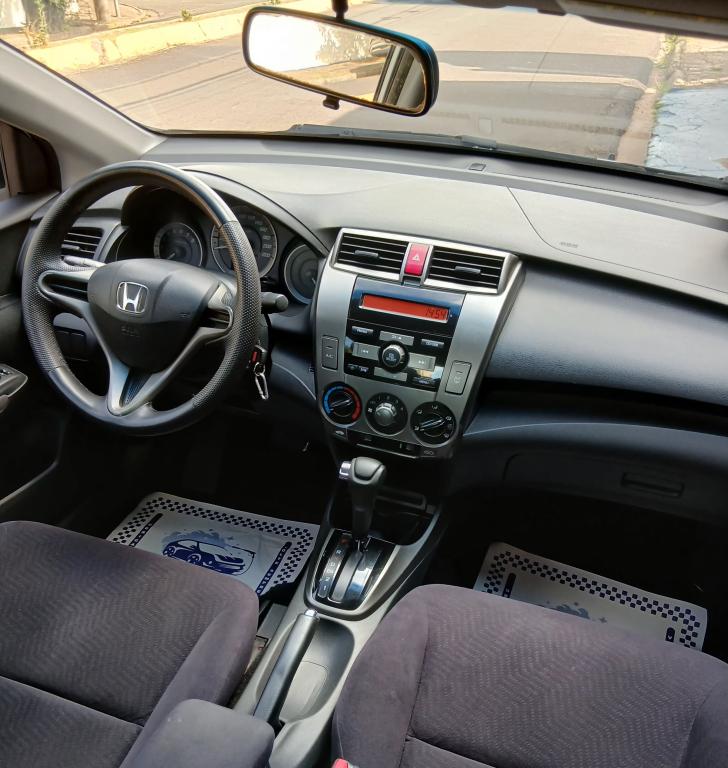 HONDA City Sedan - Foto