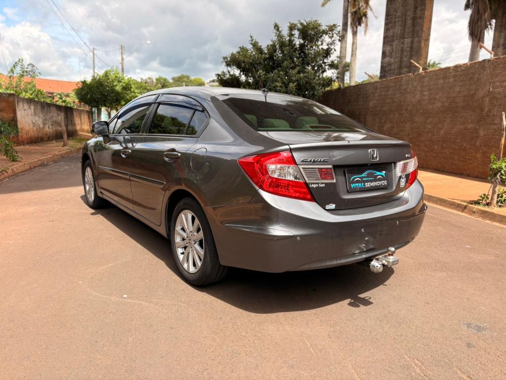 HONDA Civic - Foto