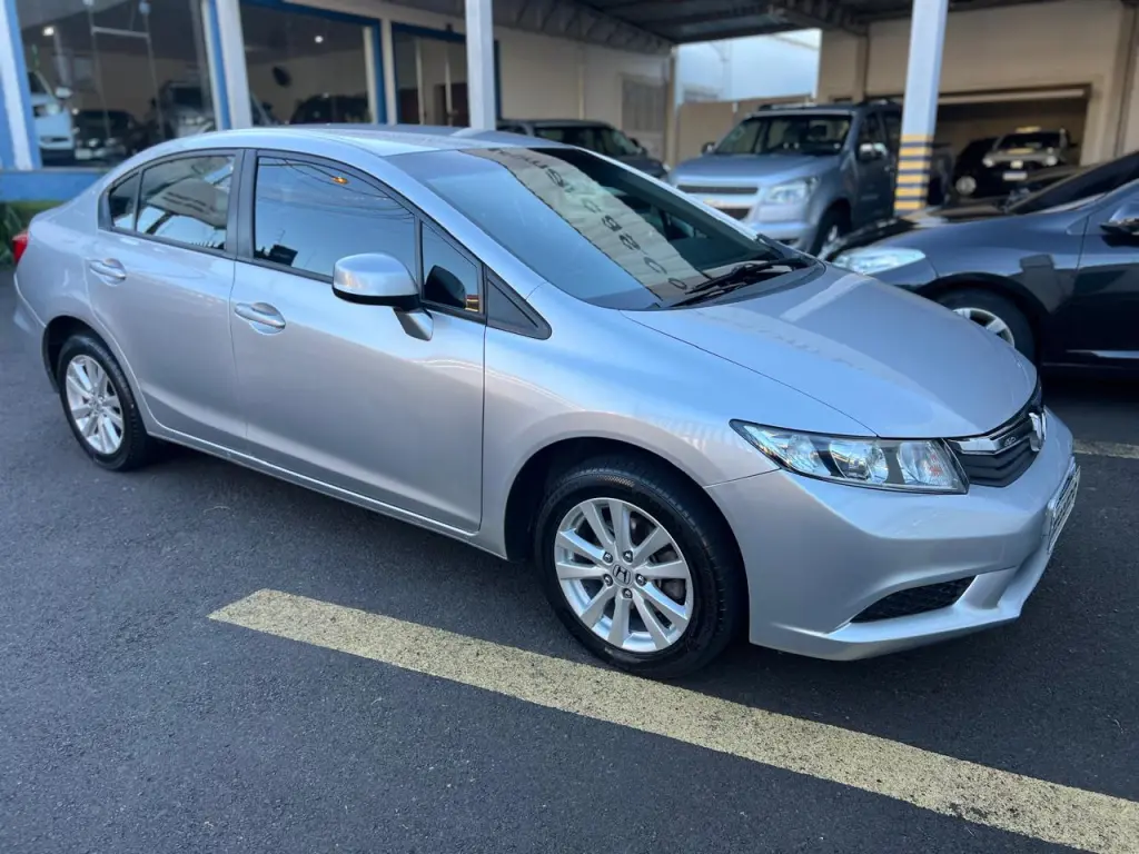 HONDA Civic - Foto