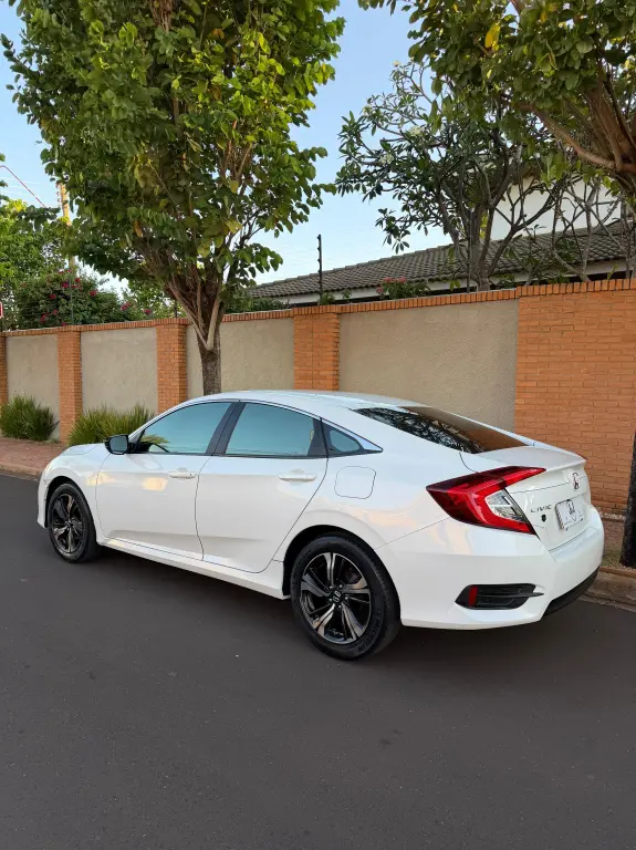 HONDA Civic - Foto