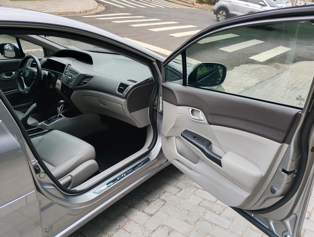 HONDA Civic - Foto
