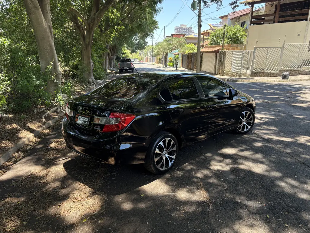 HONDA Civic - Foto