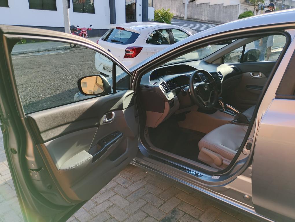 HONDA Civic - Foto