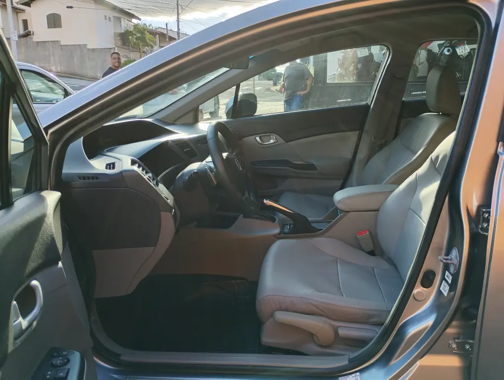 HONDA Civic - Foto