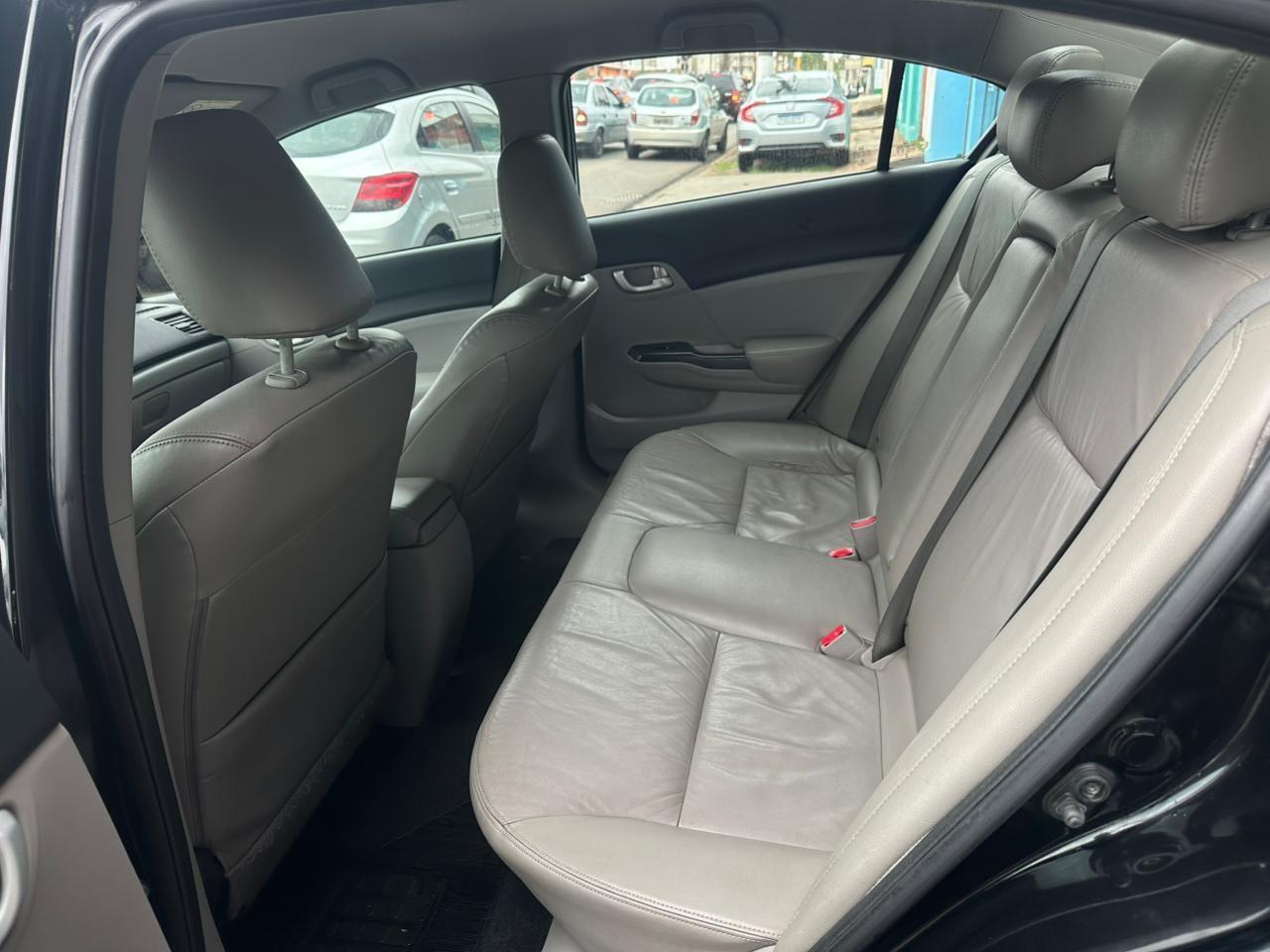 HONDA Civic - Foto