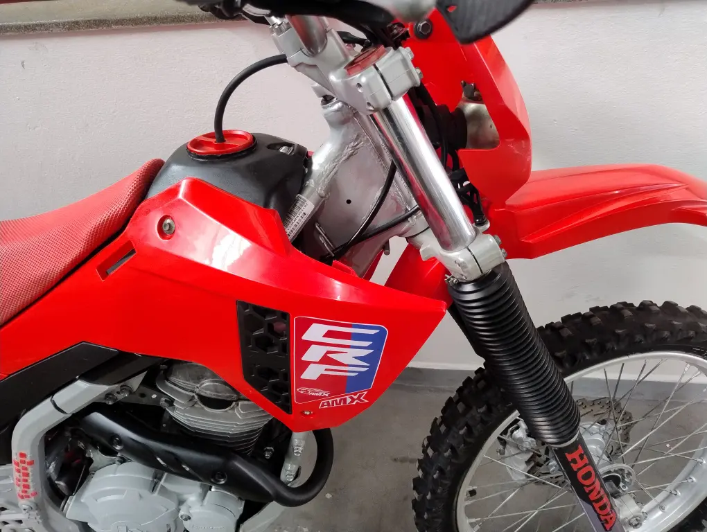 HONDA CRF 250 - Foto